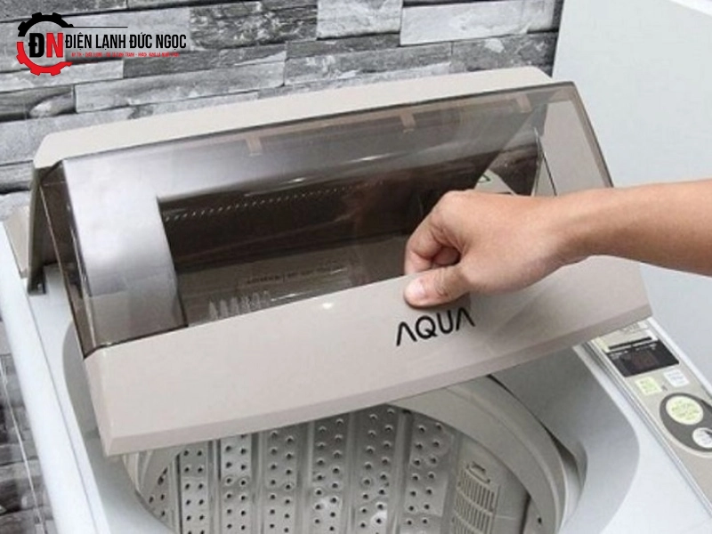 Máy giặt Aqua bị báo lỗi F4 là lỗi gì